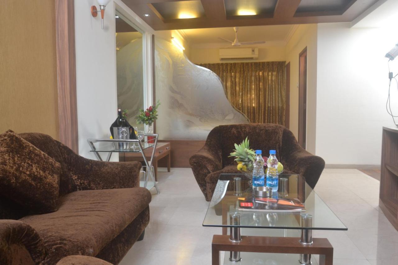 מומביי Hotel Plaza מראה חיצוני תמונה